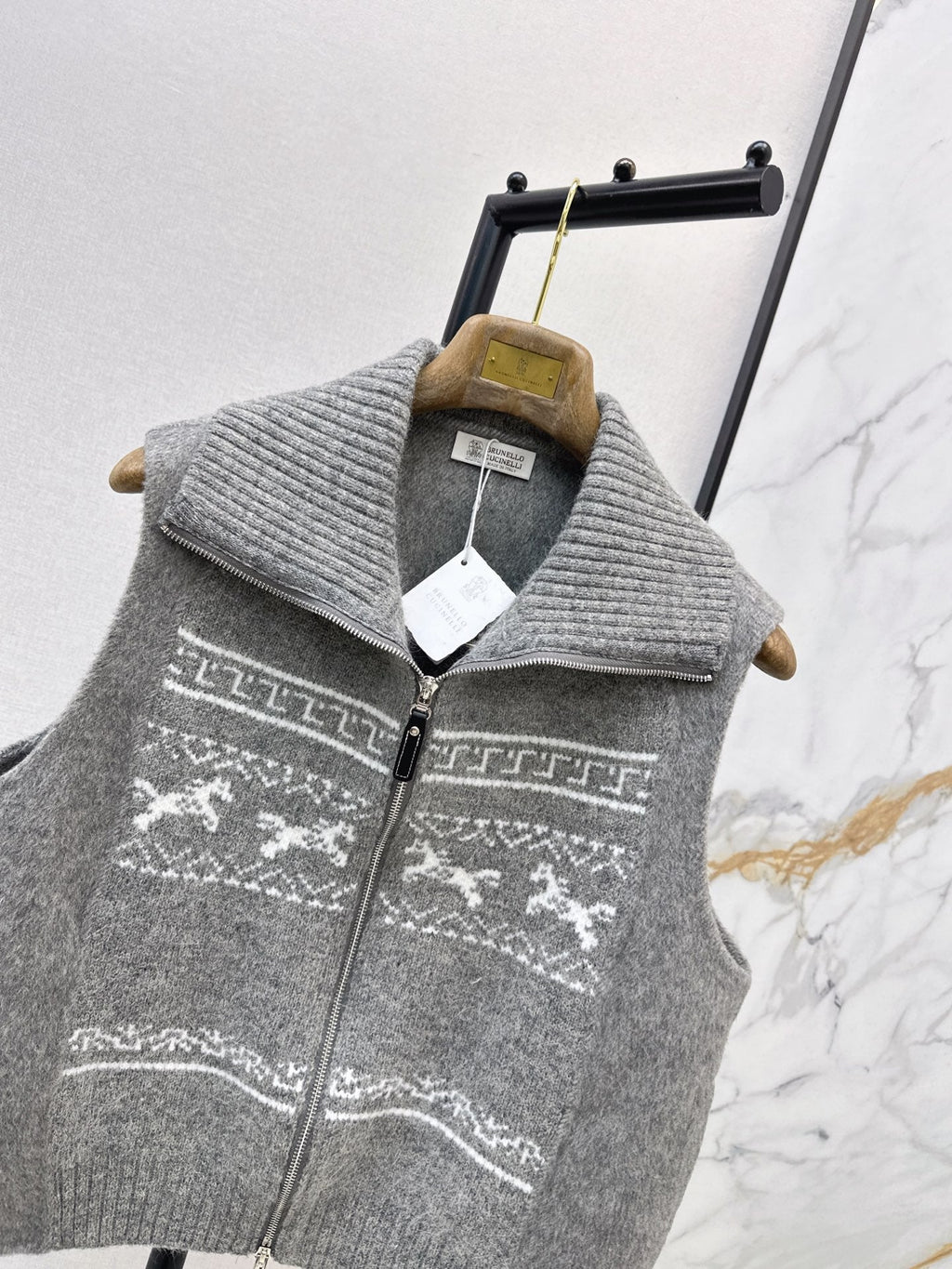 26A must-have Fair Isle style double-faced wool-blend coat with a lapel collar—the latest arrival for the autumn/winter season.