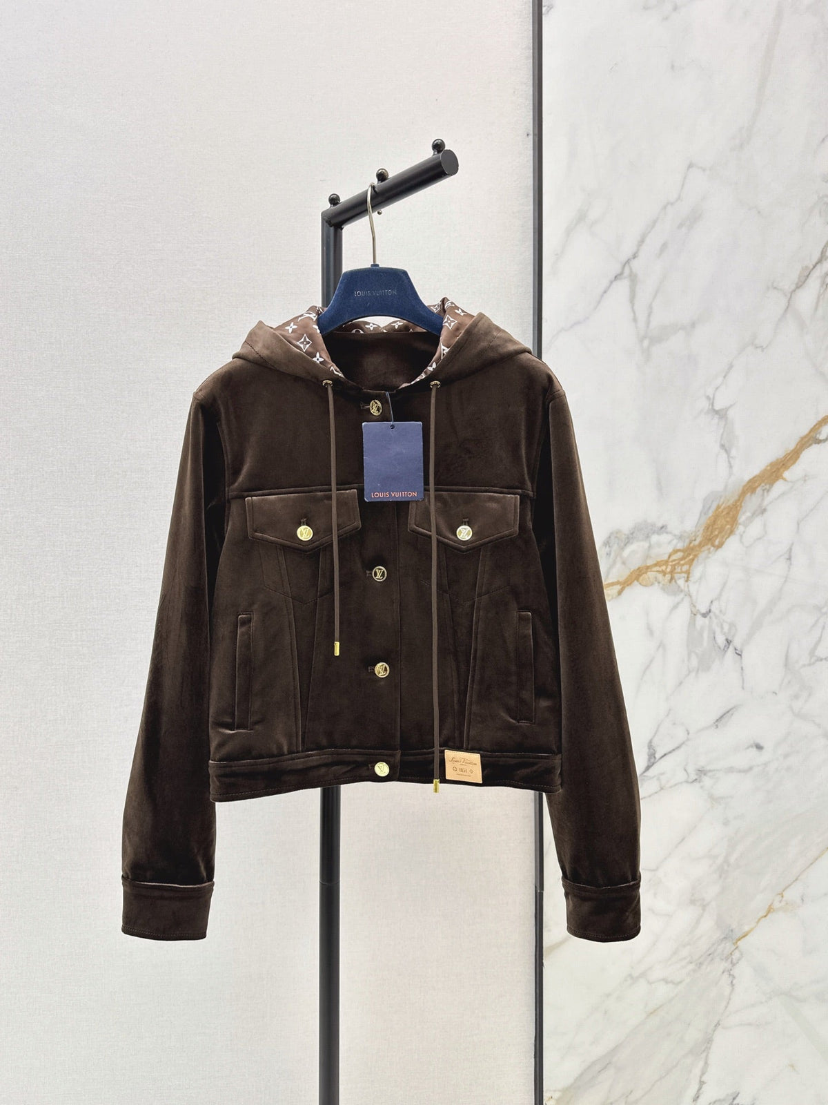 26Latest Autumn/Winter Casual Hooded Jacket with Logo Monogram Lining