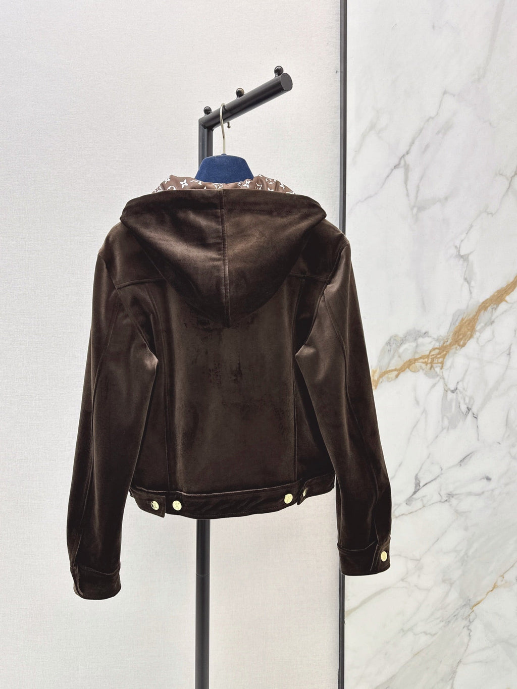 26Latest Autumn/Winter Casual Hooded Jacket with Logo Monogram Lining
