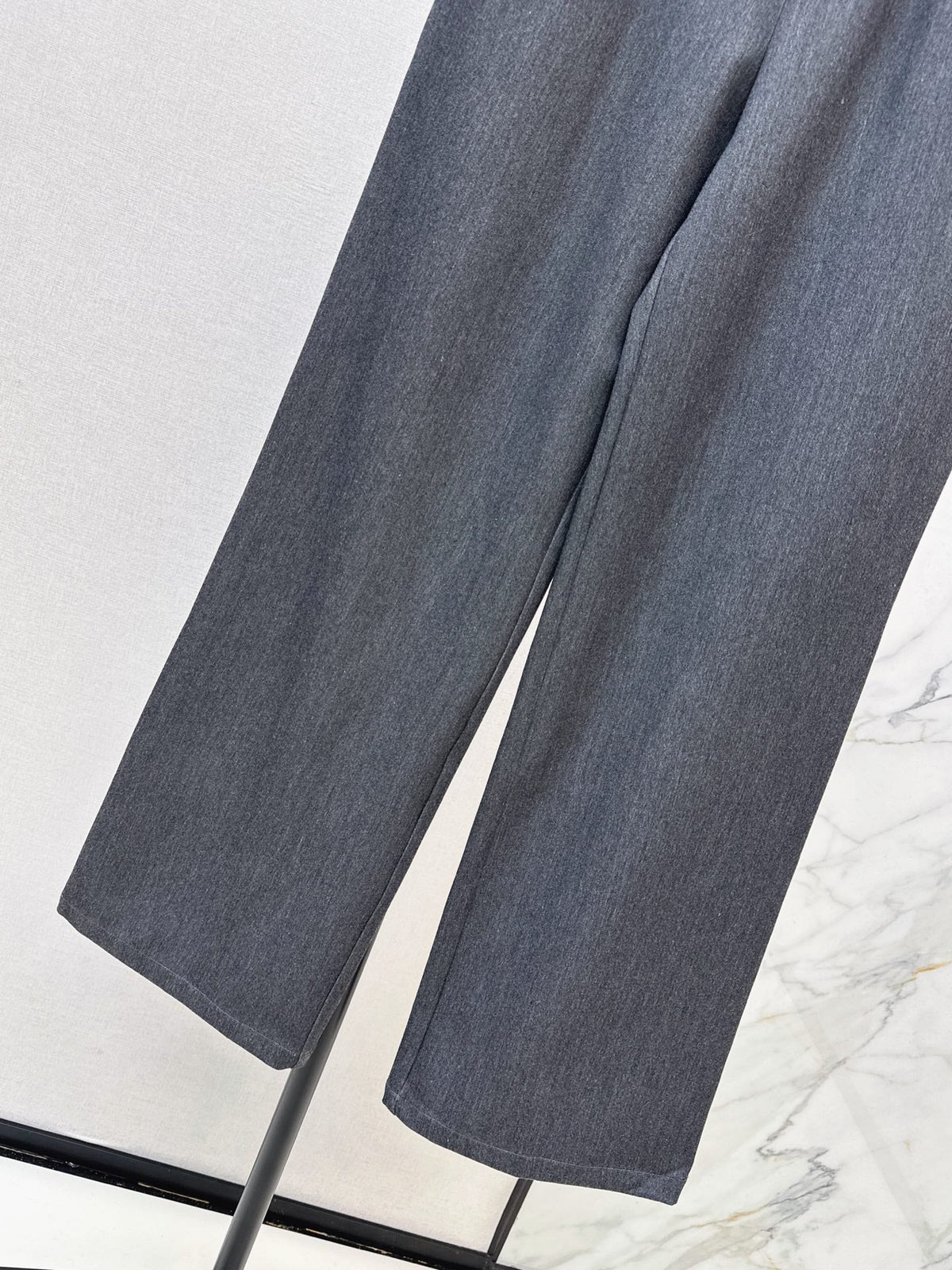 26Latest Autumn/Winter Wide-Leg Casual Trousers with Lettered Waistband