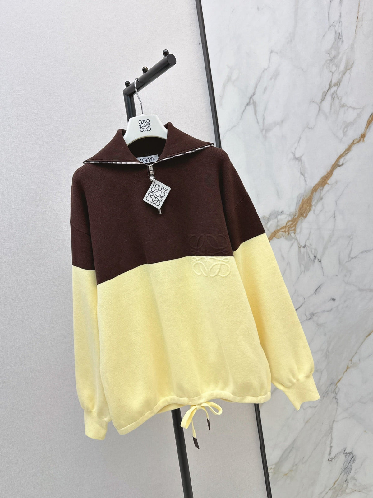 26Latest Autumn/Winter Retro Color-Block Half-Zip Knit Sweatshirt