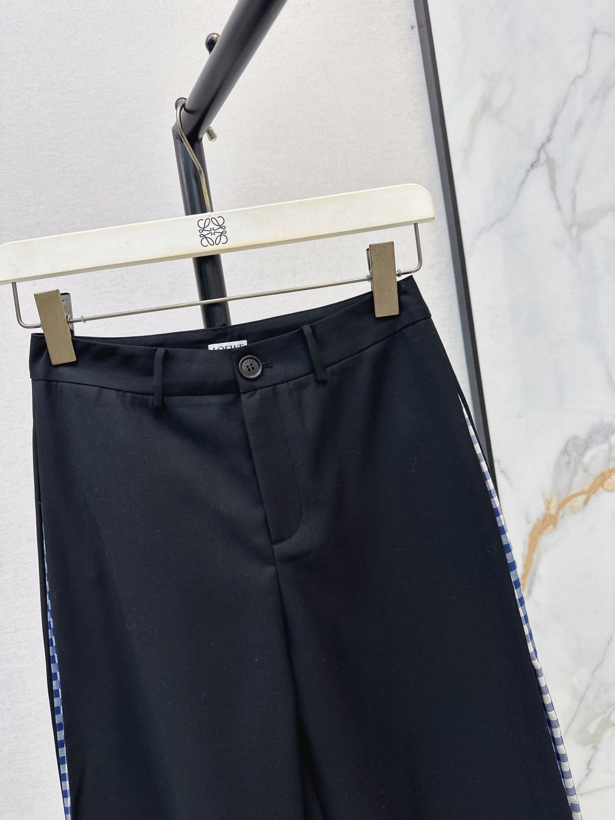 26Latest Autumn/Winter Plaid-Panel Trousers