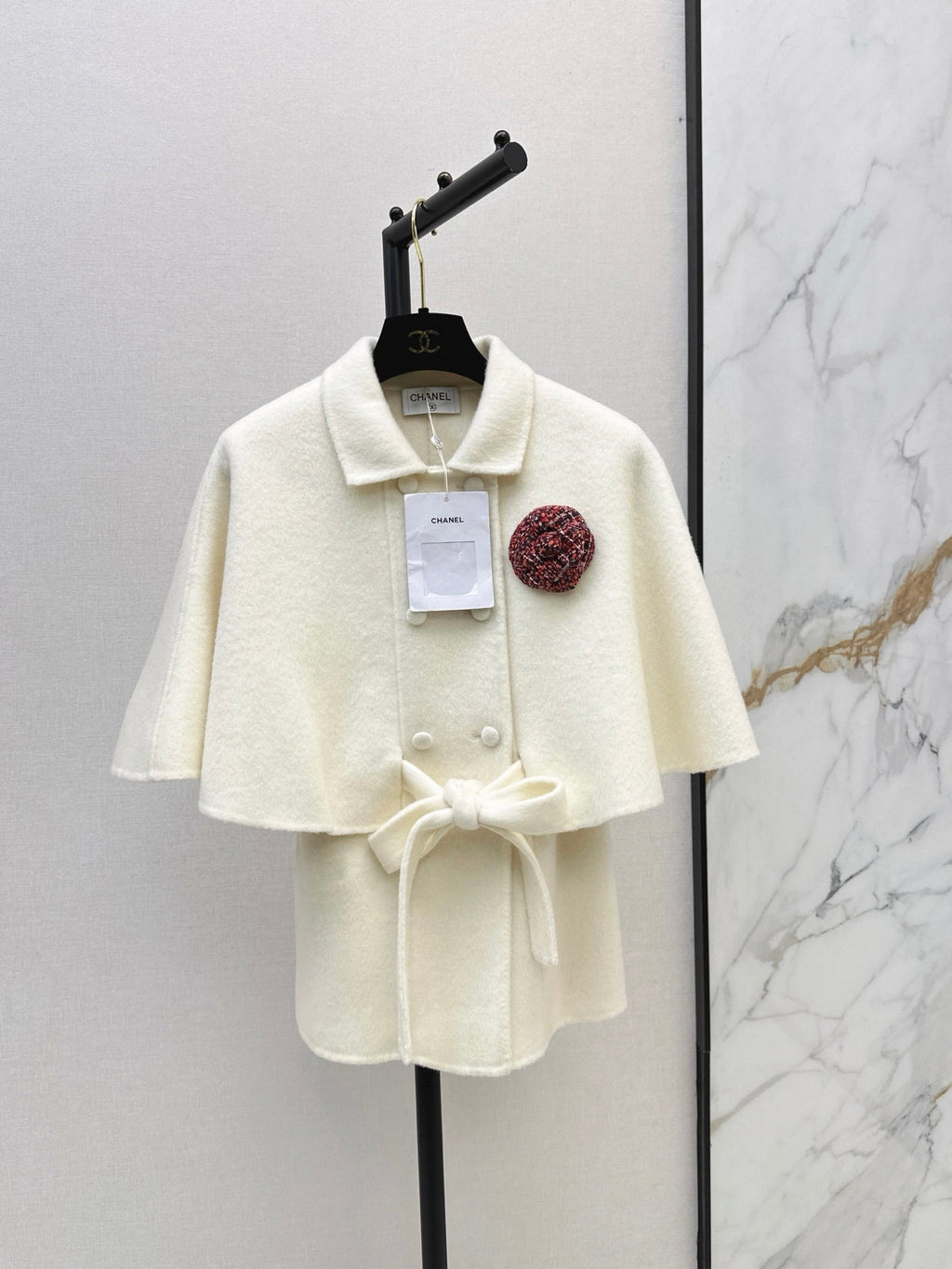 26Latest Autumn/Winter Double-Faced Wool-Blend Cropped Cape Coat