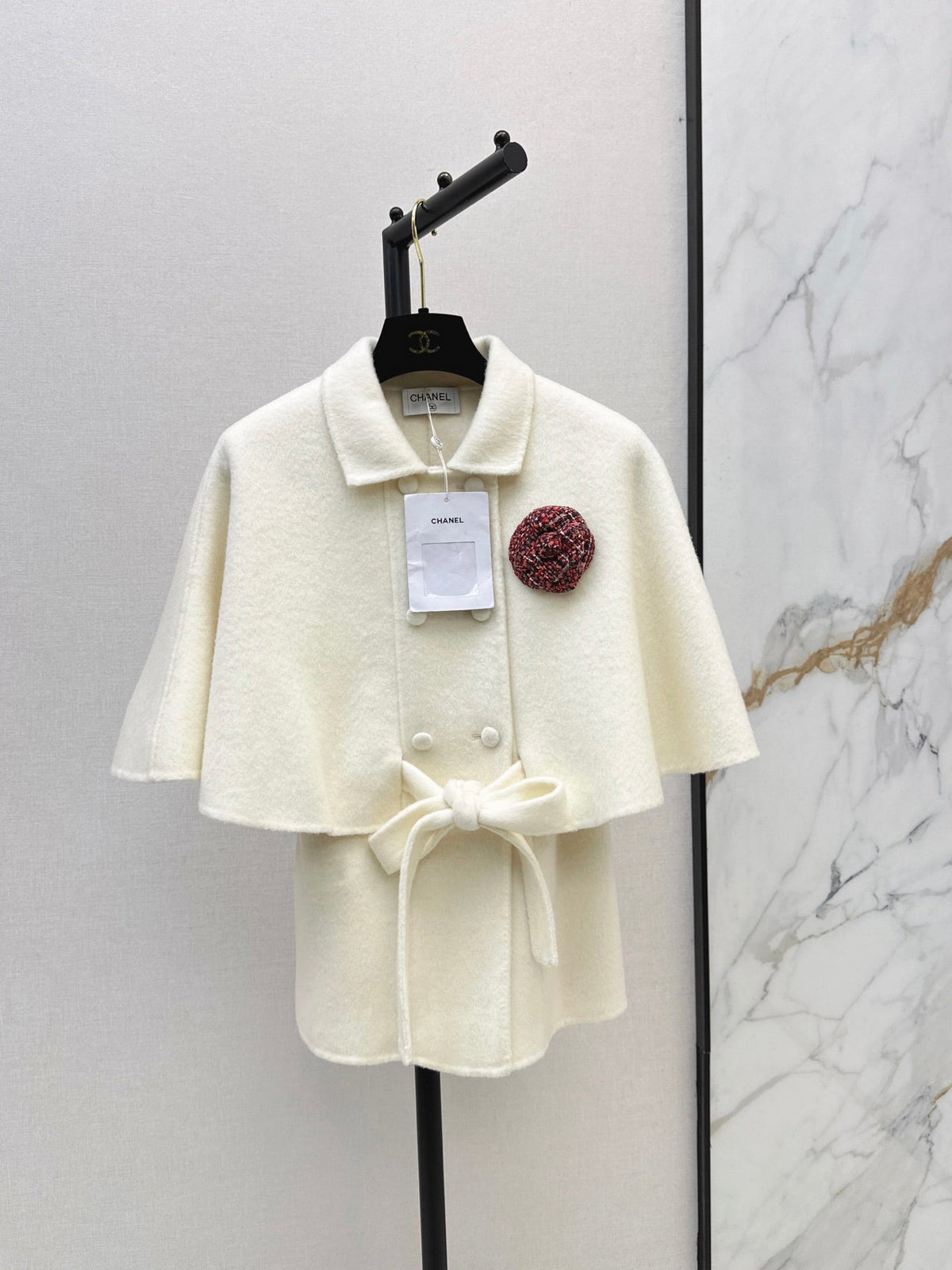 26Latest Autumn/Winter Double-Faced Wool-Blend Cropped Cape Coat