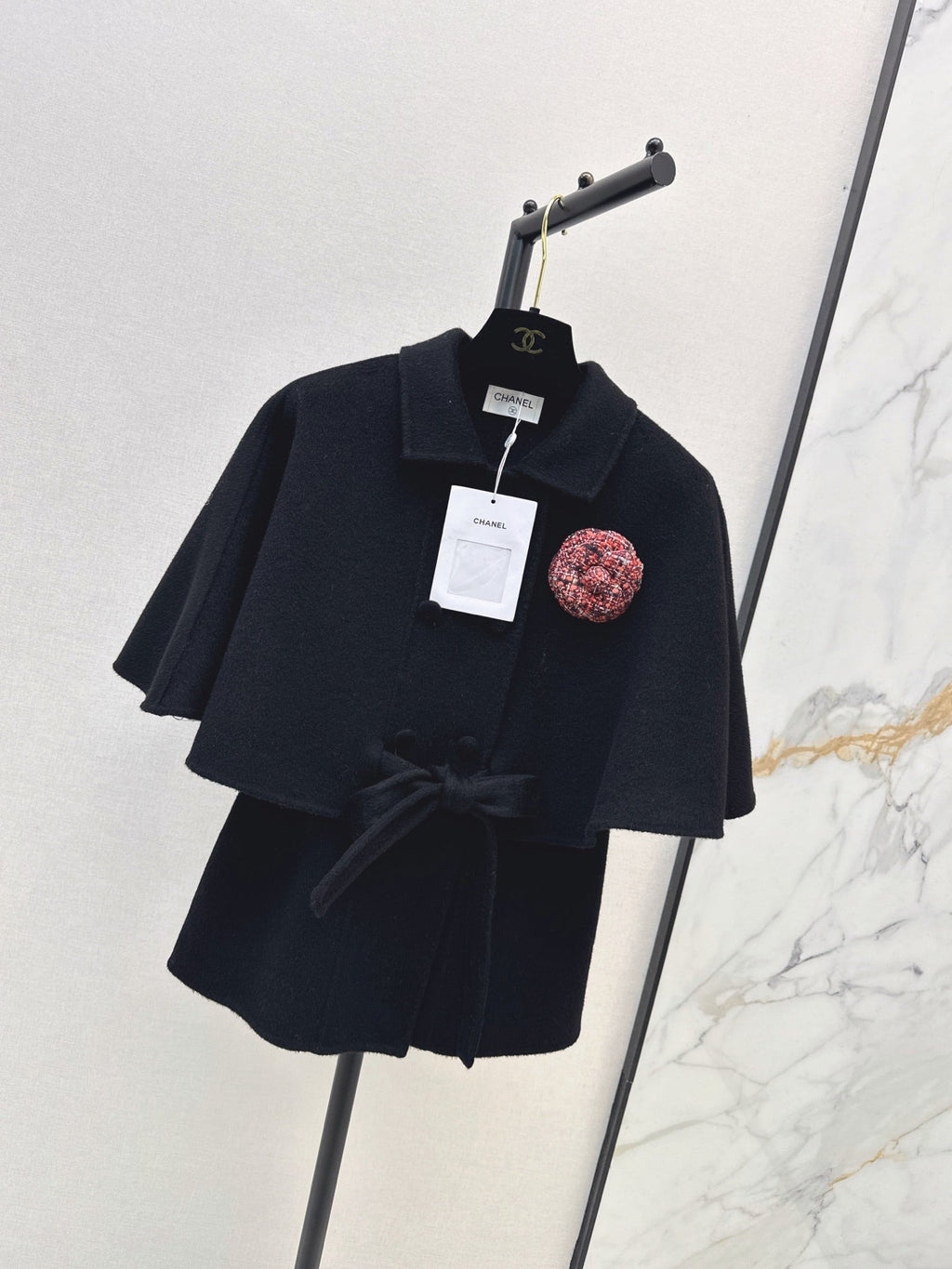 26Latest Autumn/Winter Double-Faced Wool-Blend Cropped Cape Coat