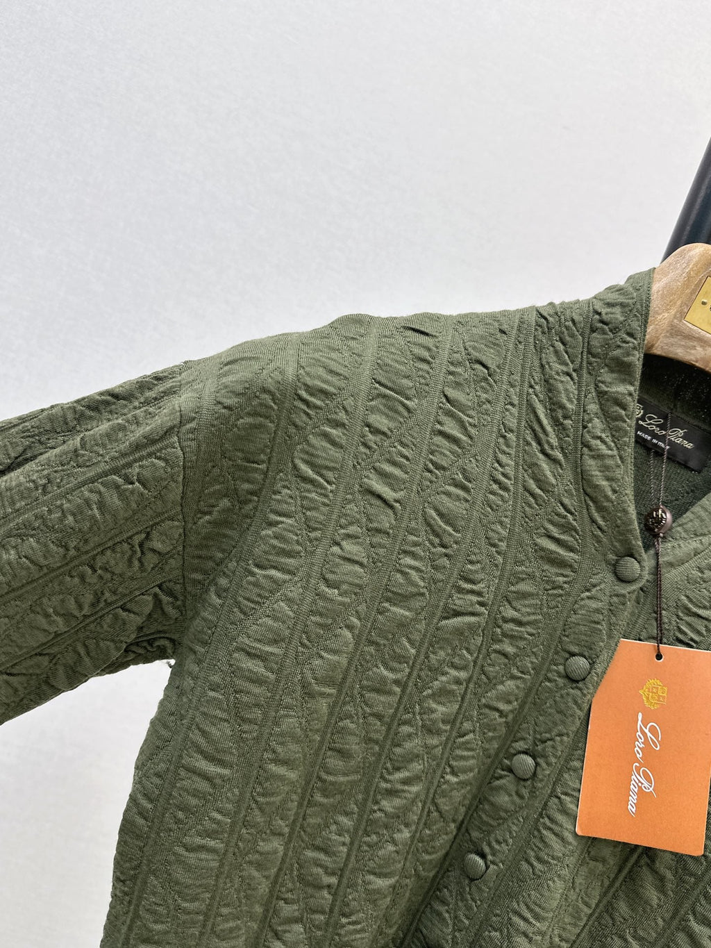 26Latest Autumn/Winter Vintage-Textured Cardigan