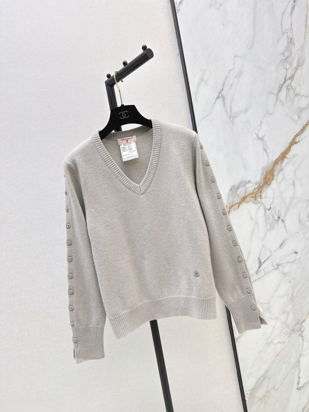 26Latest Autumn/Winter V-Neck Long-Sleeve Sweater