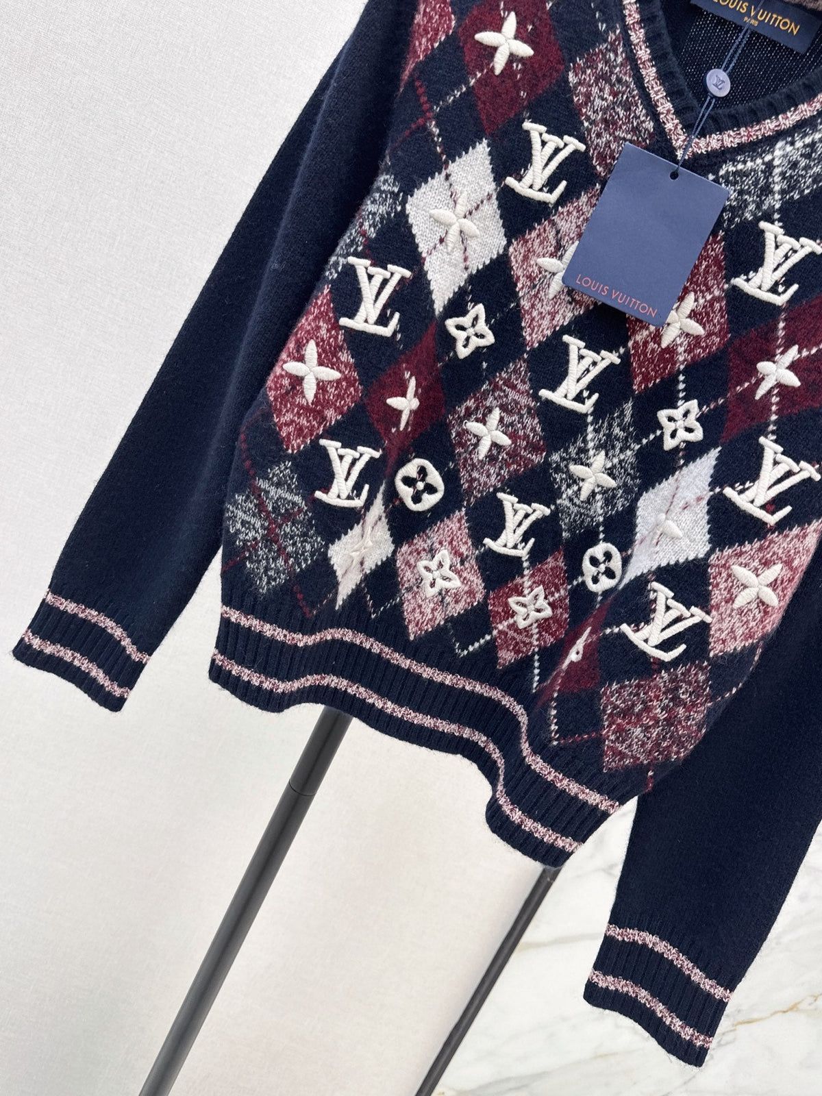 26Latest Autumn/Winter Jacquard Sweater: Intricate 3D Embroidered Logo & Color-Block Diamond Pattern