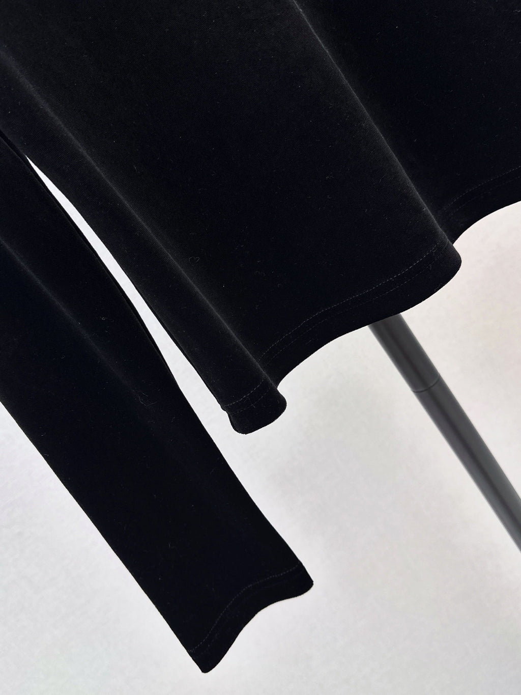 26Latest Autumn/Winter Versatile Velvet Long-Sleeve Base Layer