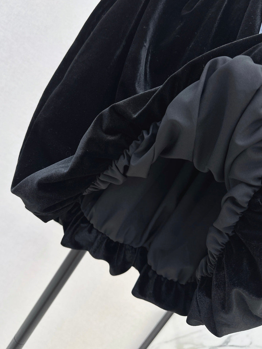 26Latest Autumn/Winter Versatile Velvet Tulip Skirt