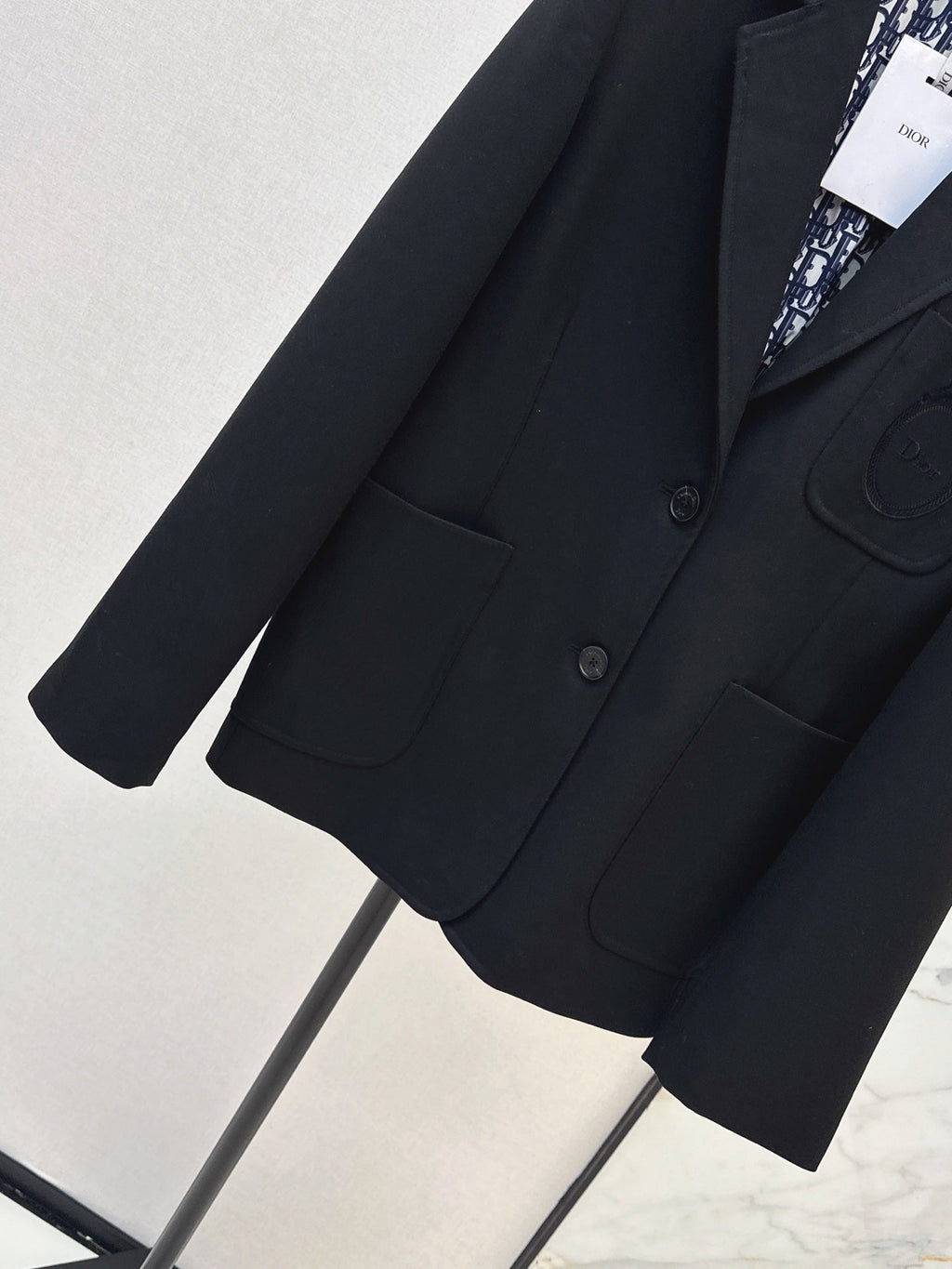 26Latest Minimalist-Style Blazer for Autumn/Winter