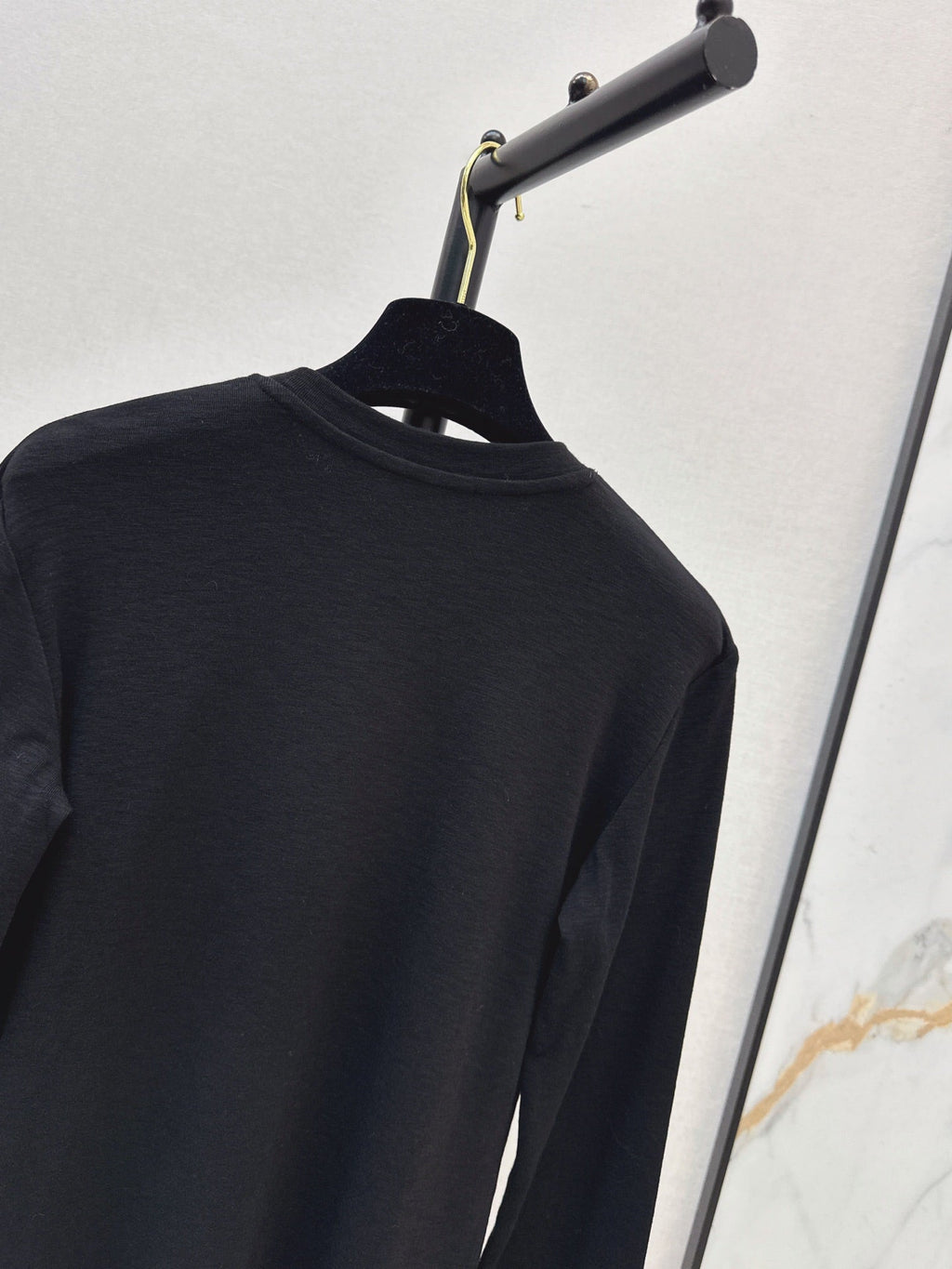 26Latest Autumn/Winter Base Layer with Hardware Accents