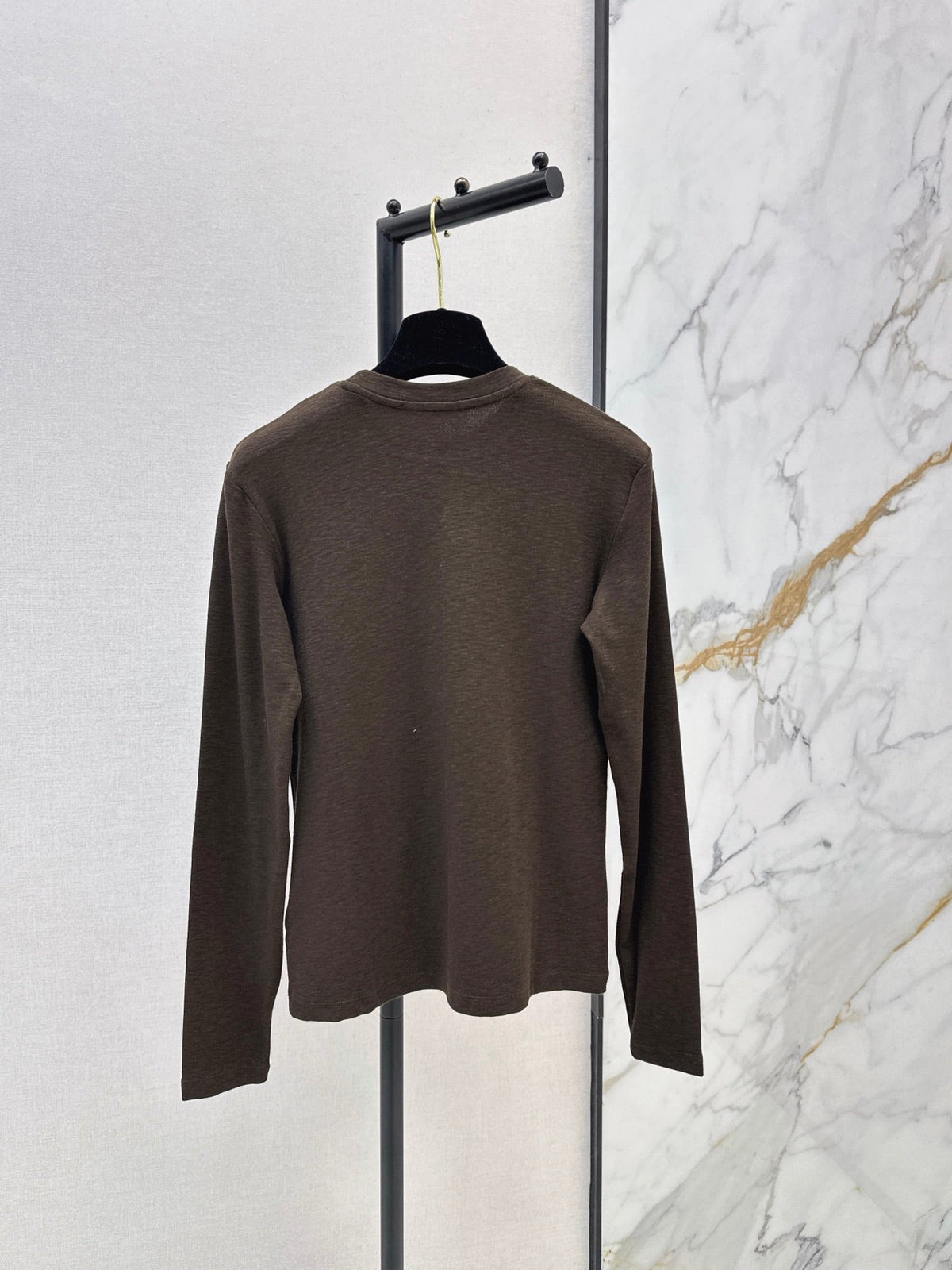 26Latest Autumn/Winter Base Layer with Hardware Accents
