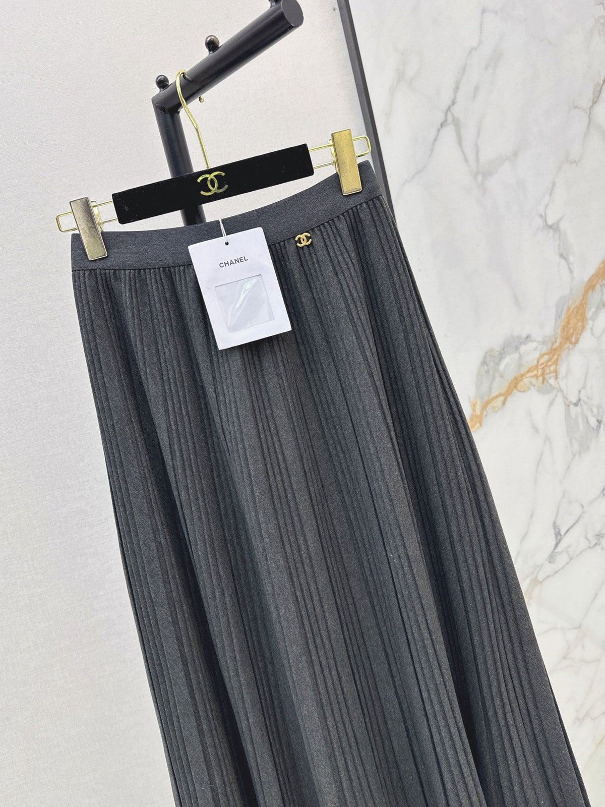 26Latest Autumn/Winter Versatile Pleated Skirt