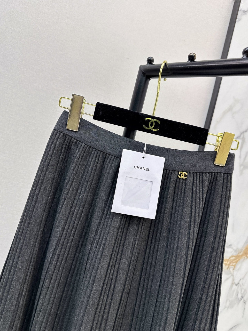 26Latest Autumn/Winter Versatile Pleated Skirt