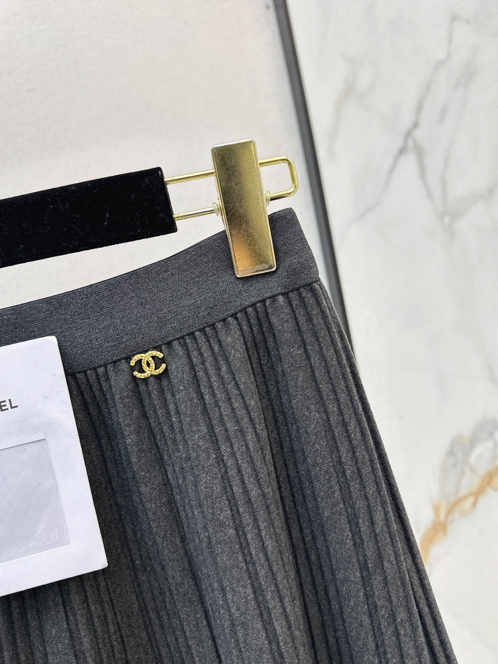 26Latest Autumn/Winter Versatile Pleated Skirt