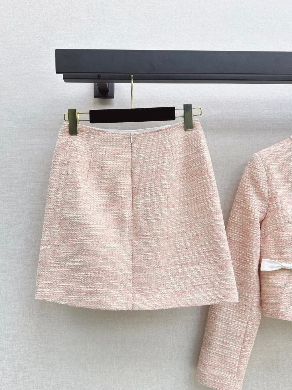 26Latest Autumn/Winter "Chanel-style" Tweed Set – Sophisticated & Elegant