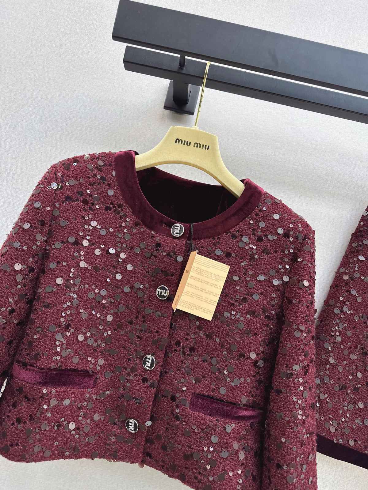 26Latest Autumn/Winter "Chanel-style" Tweed Set – Sophisticated & Elegant