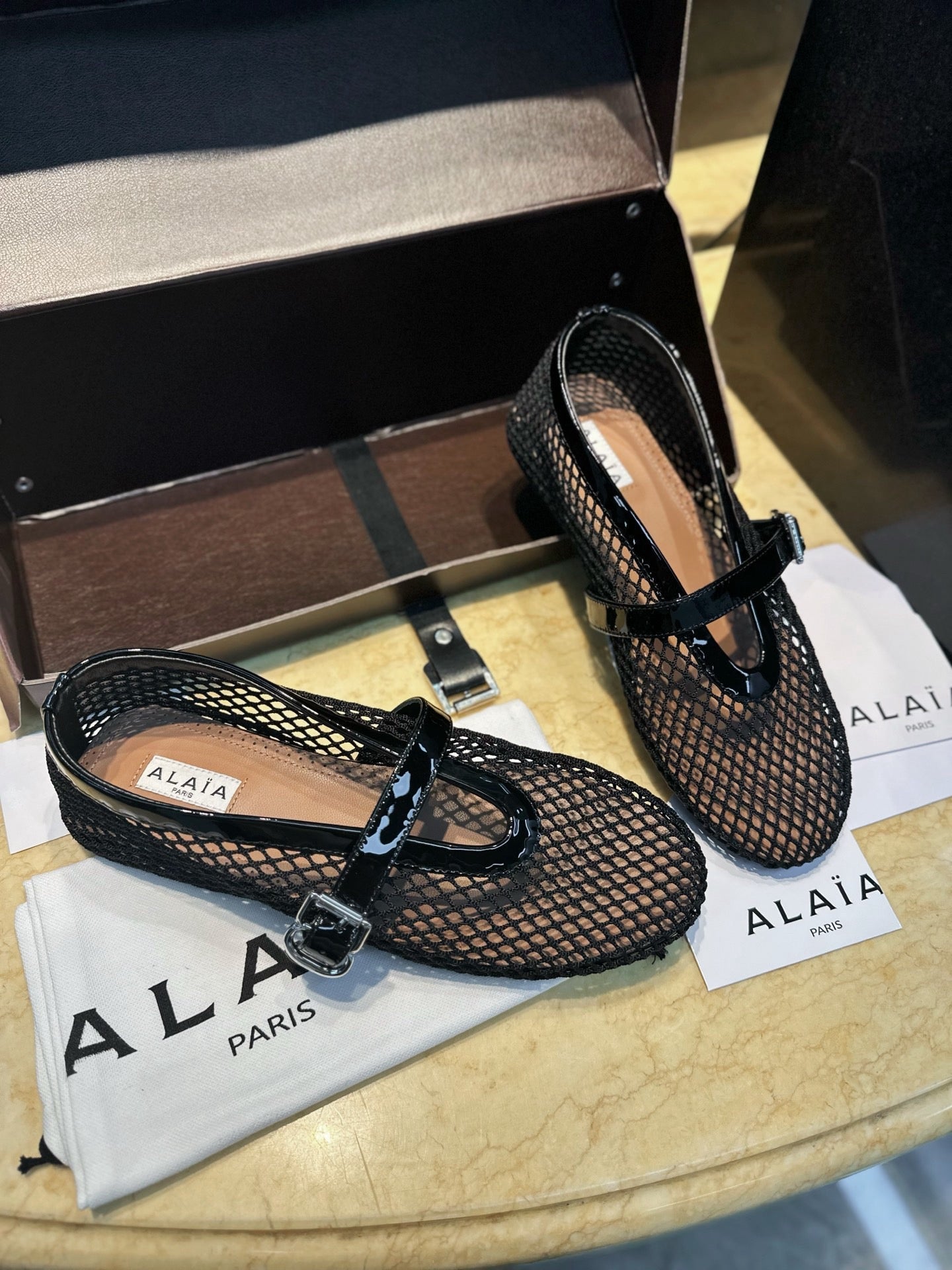 Mesh ballet shoes