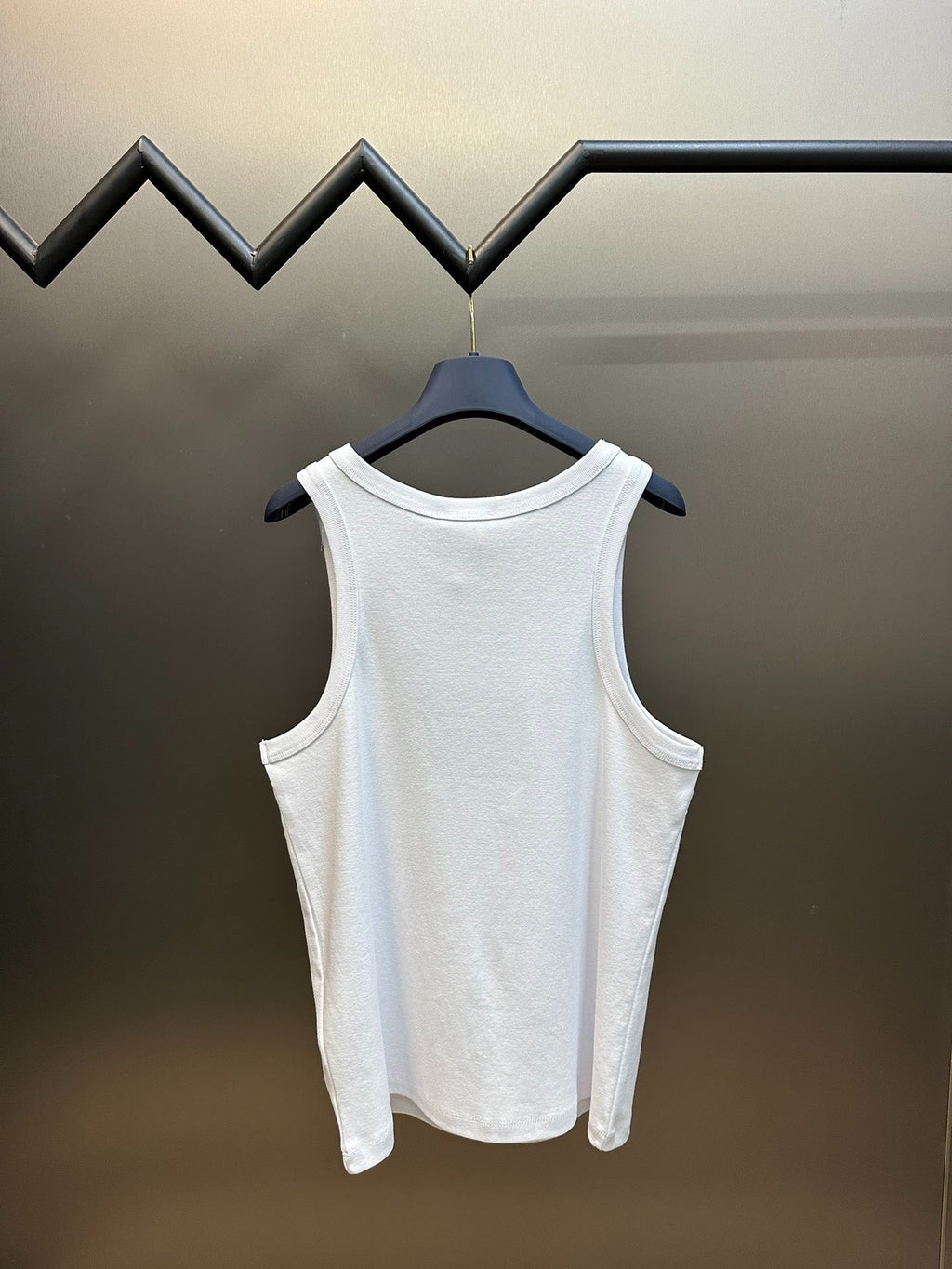 Simple Solid-Color Vest