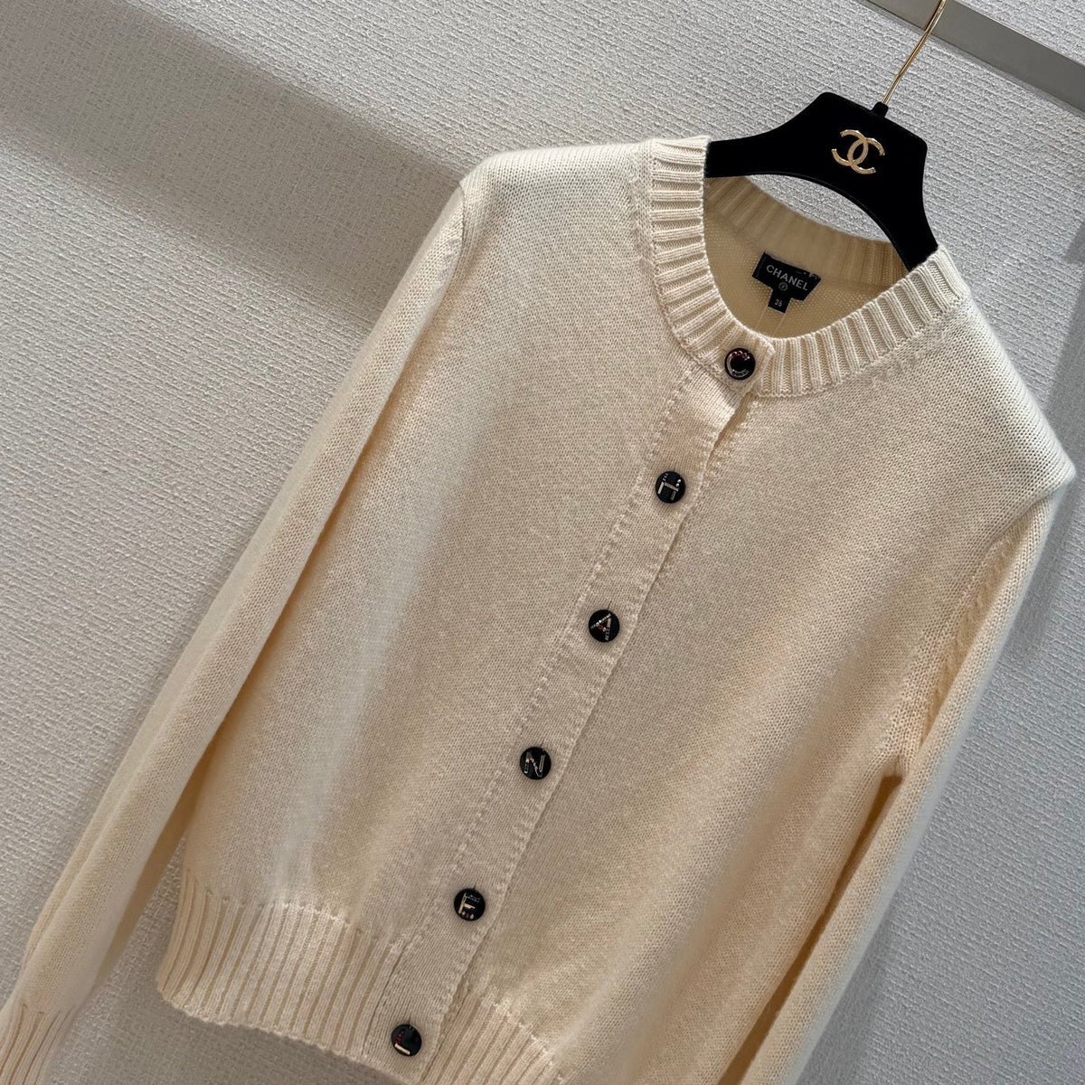 26FW New Cashmere Knit Cardigan