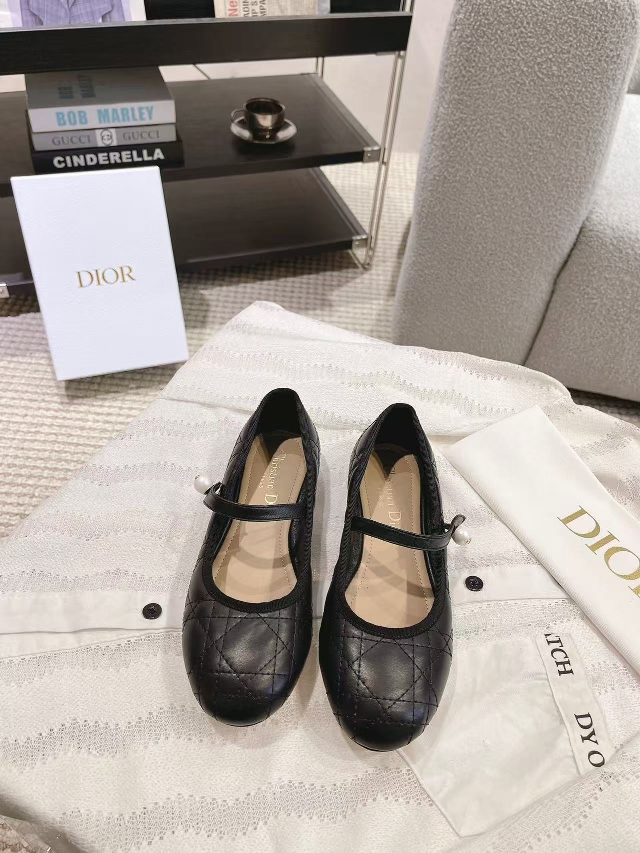 26FW New Pearl Quilted Ballet Flats 🩰