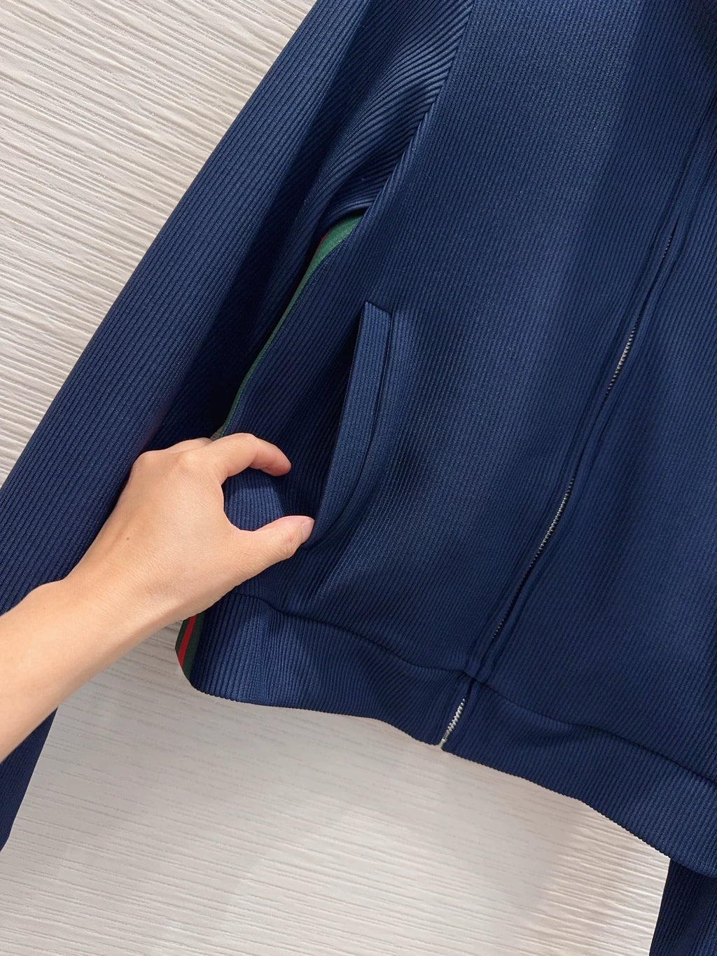 Gucci / 26 New Casual Outfit