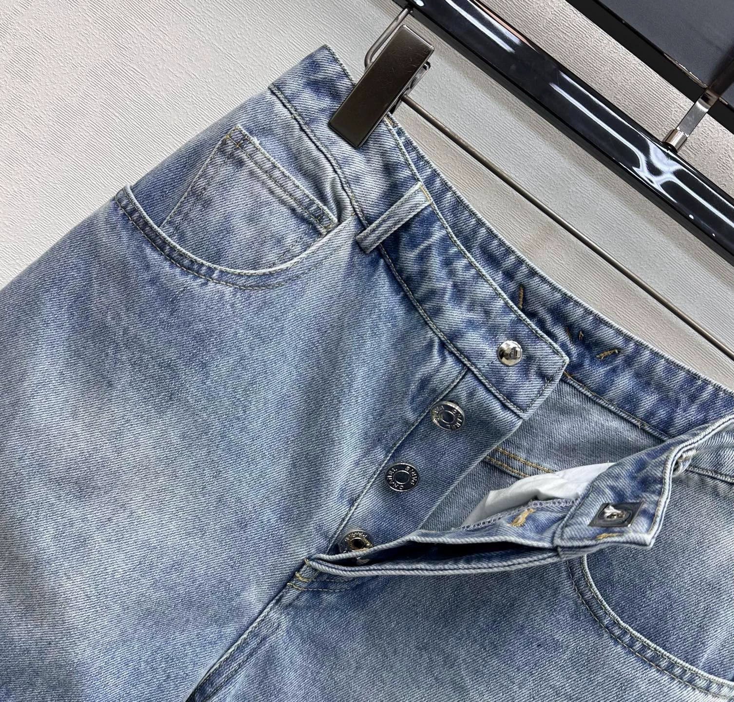 Chanel/26 New Denim Shorts