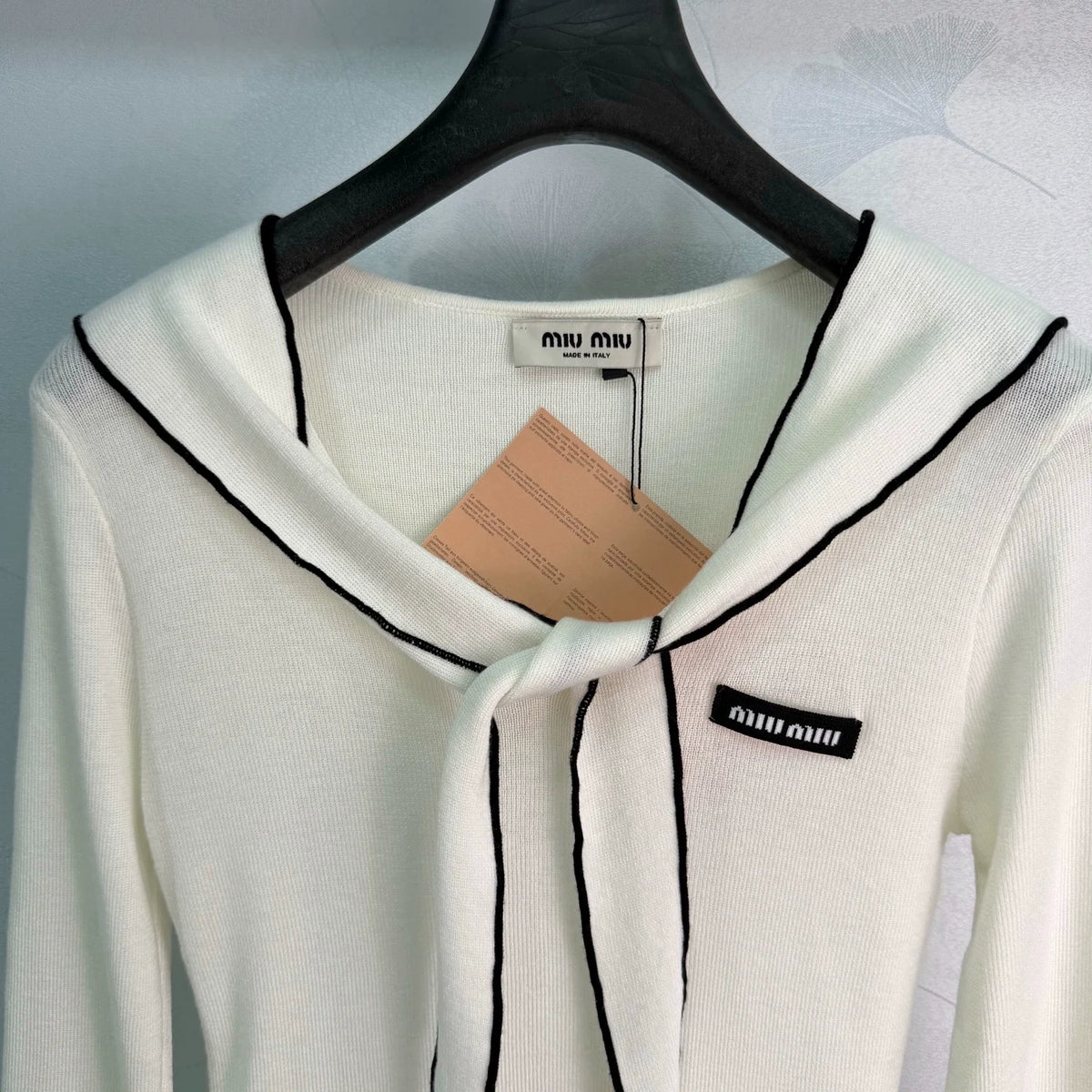 MiuMiu/26 Early Autumn New Shawl V-Neck Knit Long Sleeve Top