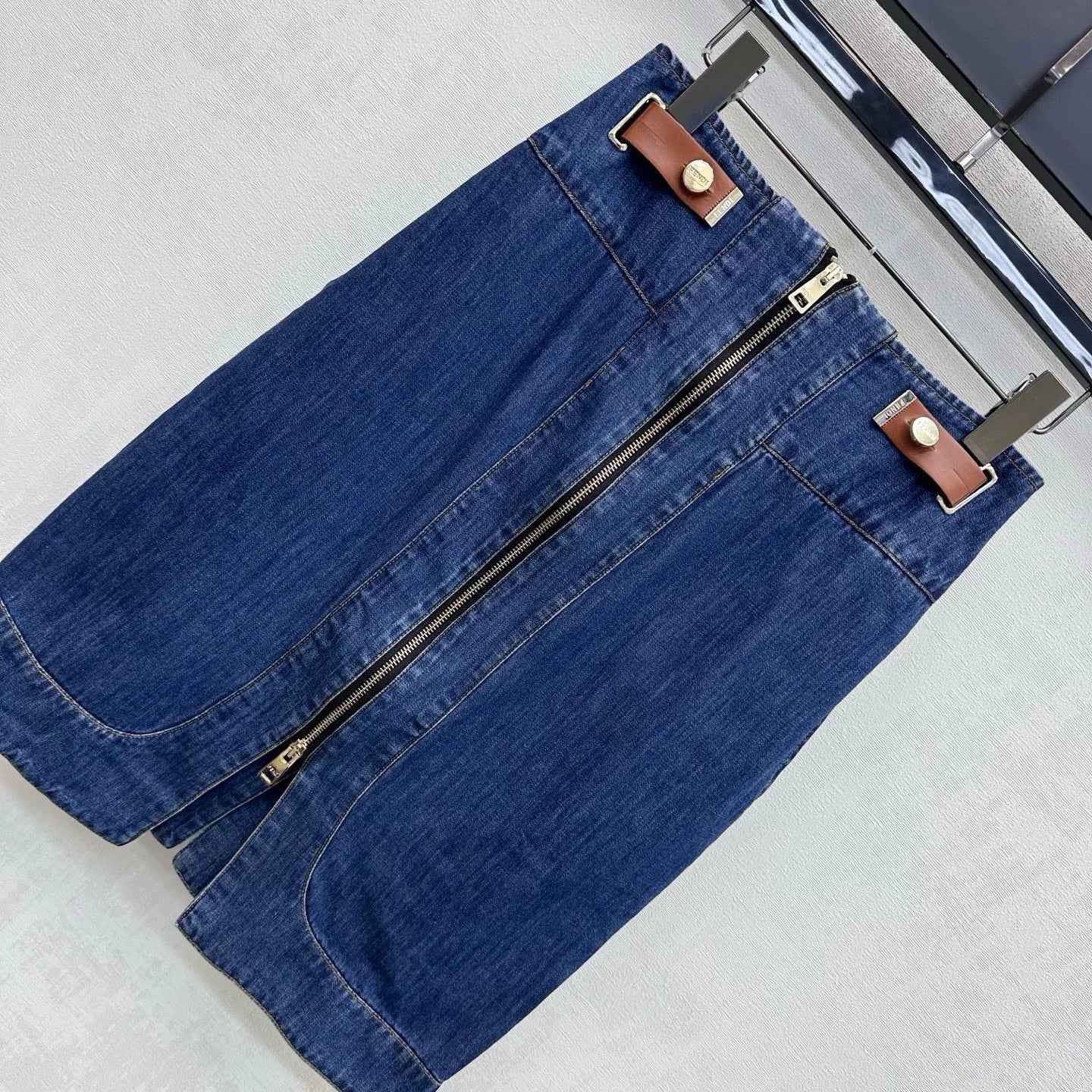 FENDI/26New Arrival:Paneled Denim Midi Skirt with Slit