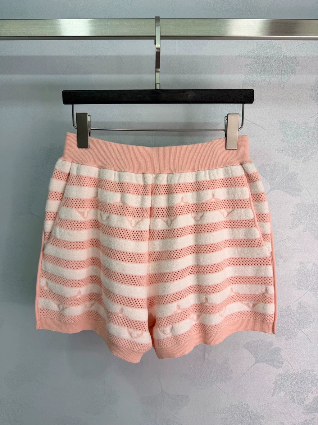 Louis Vuitton / 26 New Early Autumn Shorts