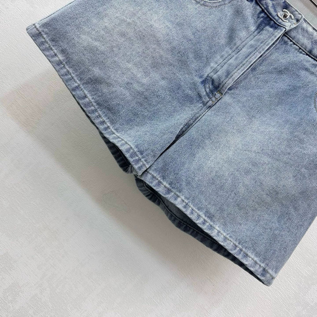 Chanel/26 New Denim Shorts
