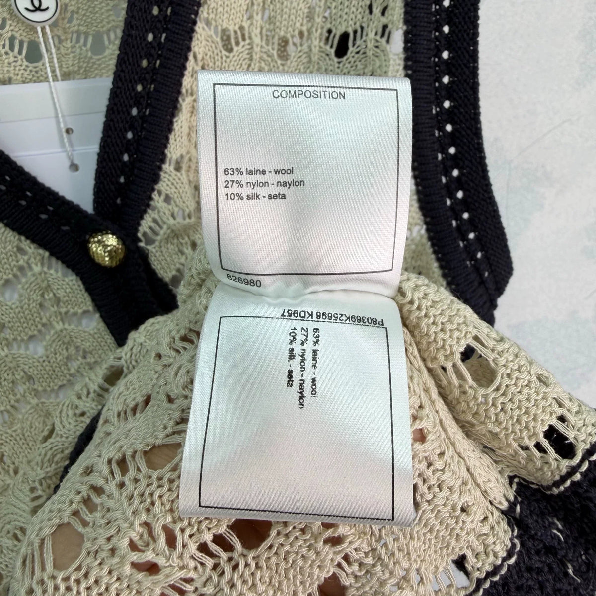 Chanel / 26 Early Autumn New V-Neck Sleeveless Knit Cardigan