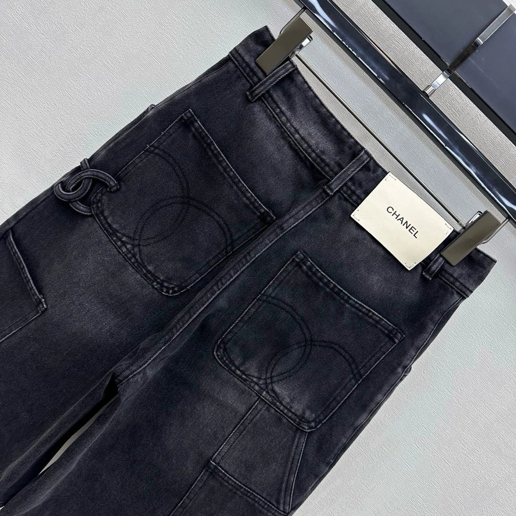 Chanel/26 New Straight-Leg Denim Mid-Length Pants