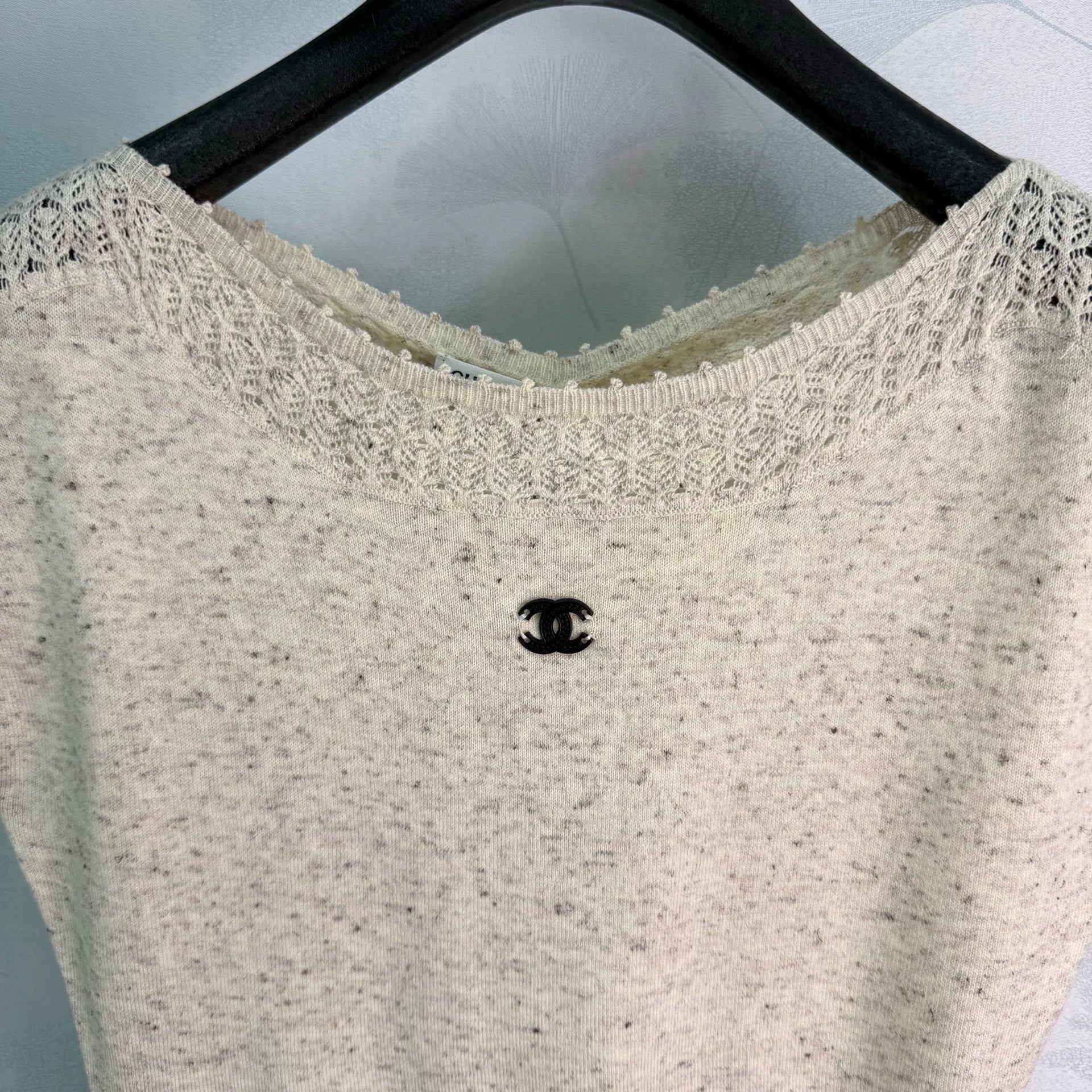 Chanel / 26 Early Autumn New Round Neck Short Sleeve Knit Top