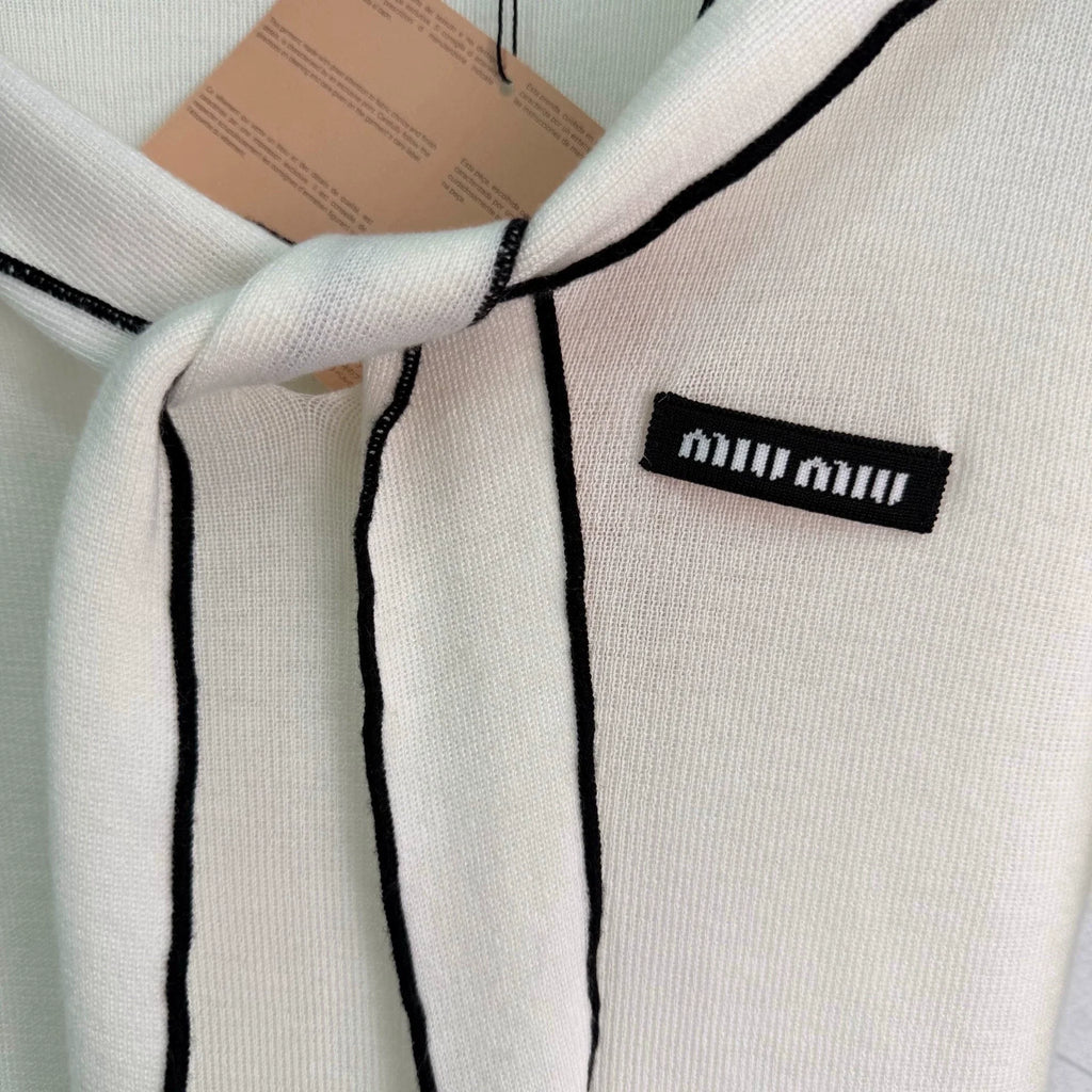 MiuMiu/26 Early Autumn New Shawl V-Neck Knit Long Sleeve Top