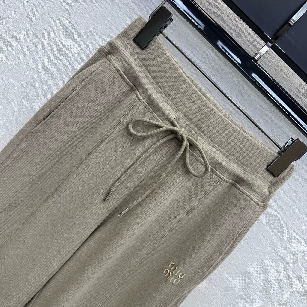MiuMiu/26 New Embroidered Pants