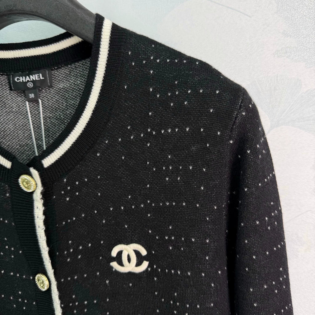 Chanel / 26 Early Fall Color-Block Knit Cardigan