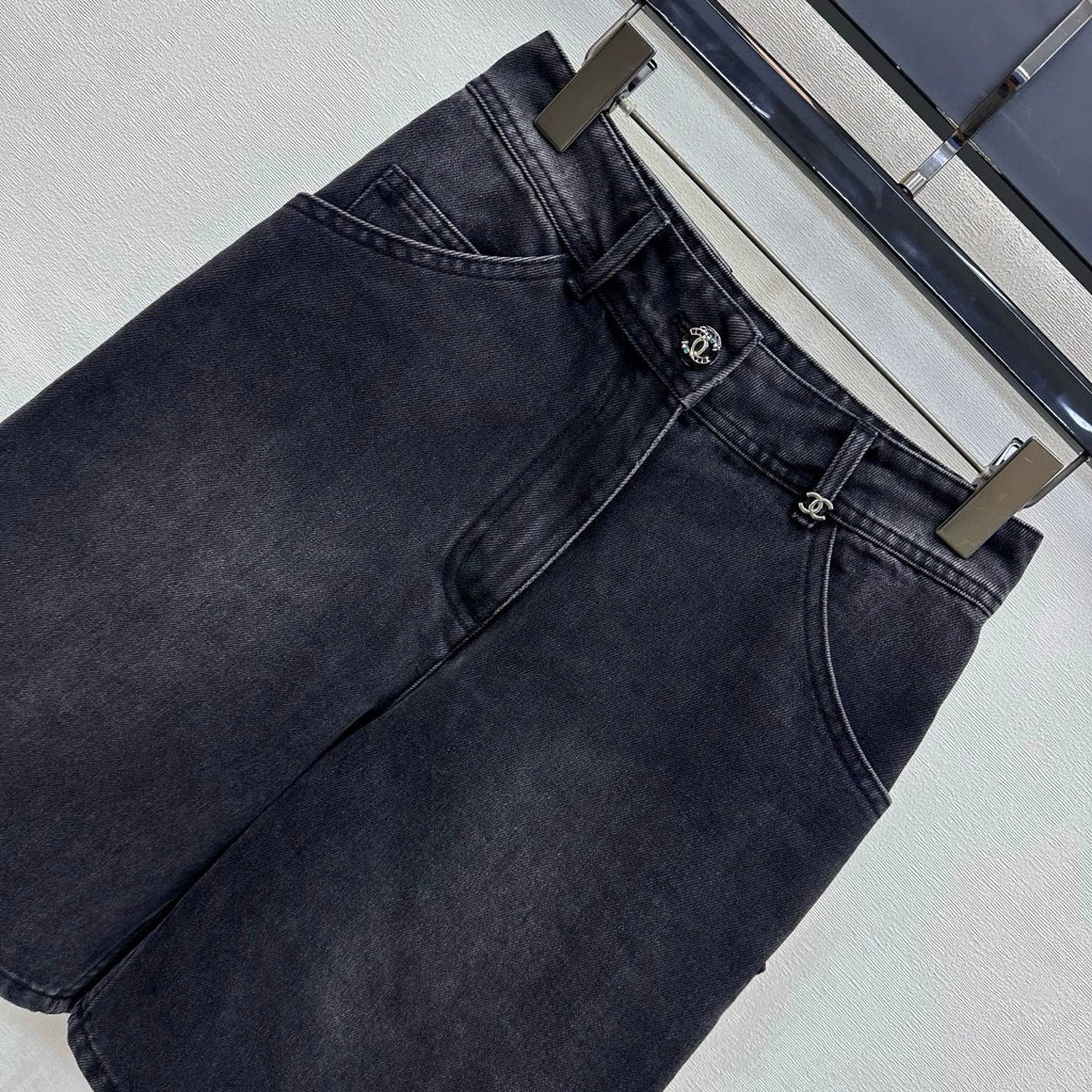 Chanel/26 New Straight-Leg Denim Mid-Length Pants