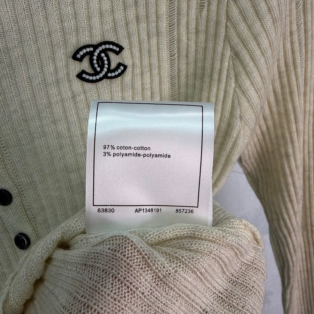 Chanel / 26 Early Autumn New Knit Sweater