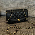 CHANEL 26S FLAP SHOULDER BAG 22 IN BLACK CAVIAR CALFSKIN GOLD HARDWARE