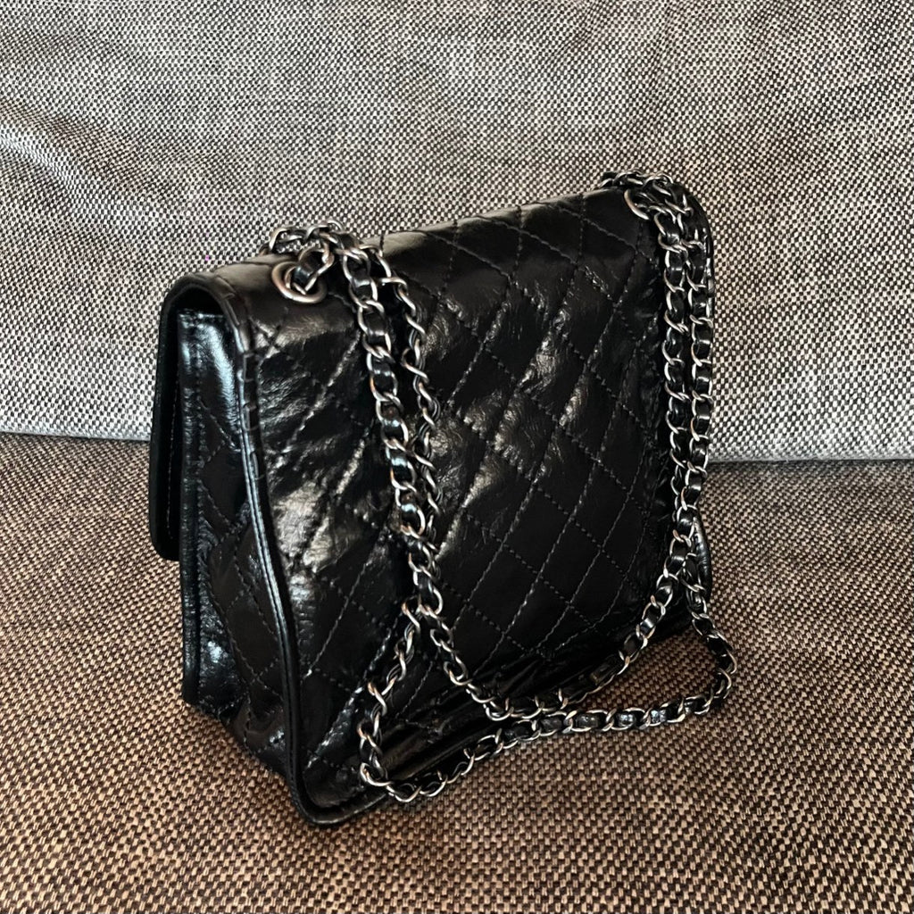 CHANEL 26S CLASSIC FLAP BAG 26 IN BLACK AGED CRINKLED CALFSKIN DARK SILVER HARDWARE