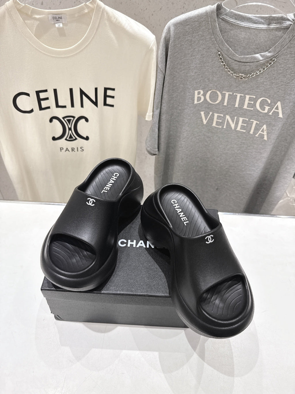 chanel/26SS NEW popular one-line thick-soled wedge-heeled slippers