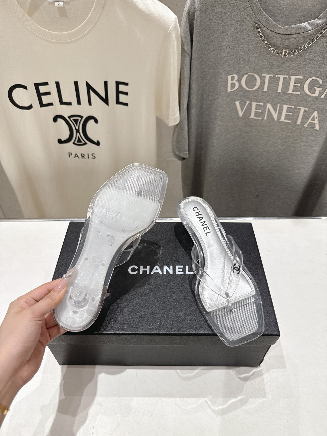 chanel/26SS NEW Transparent flip-flops beach slippers