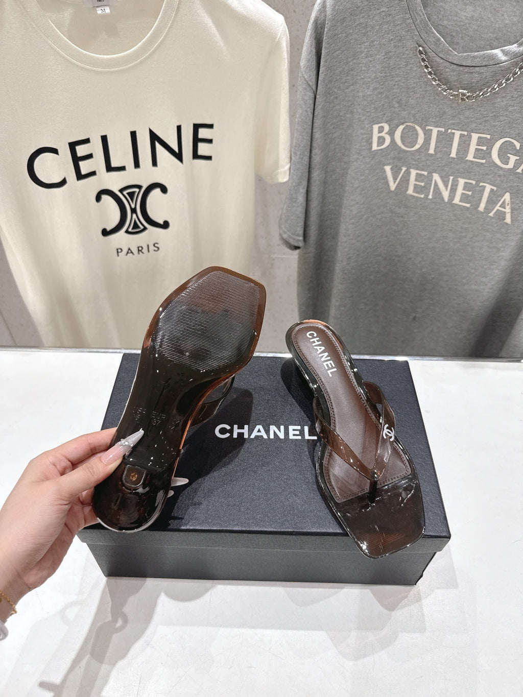 chanel/26SS NEW Transparent flip-flops beach slippers