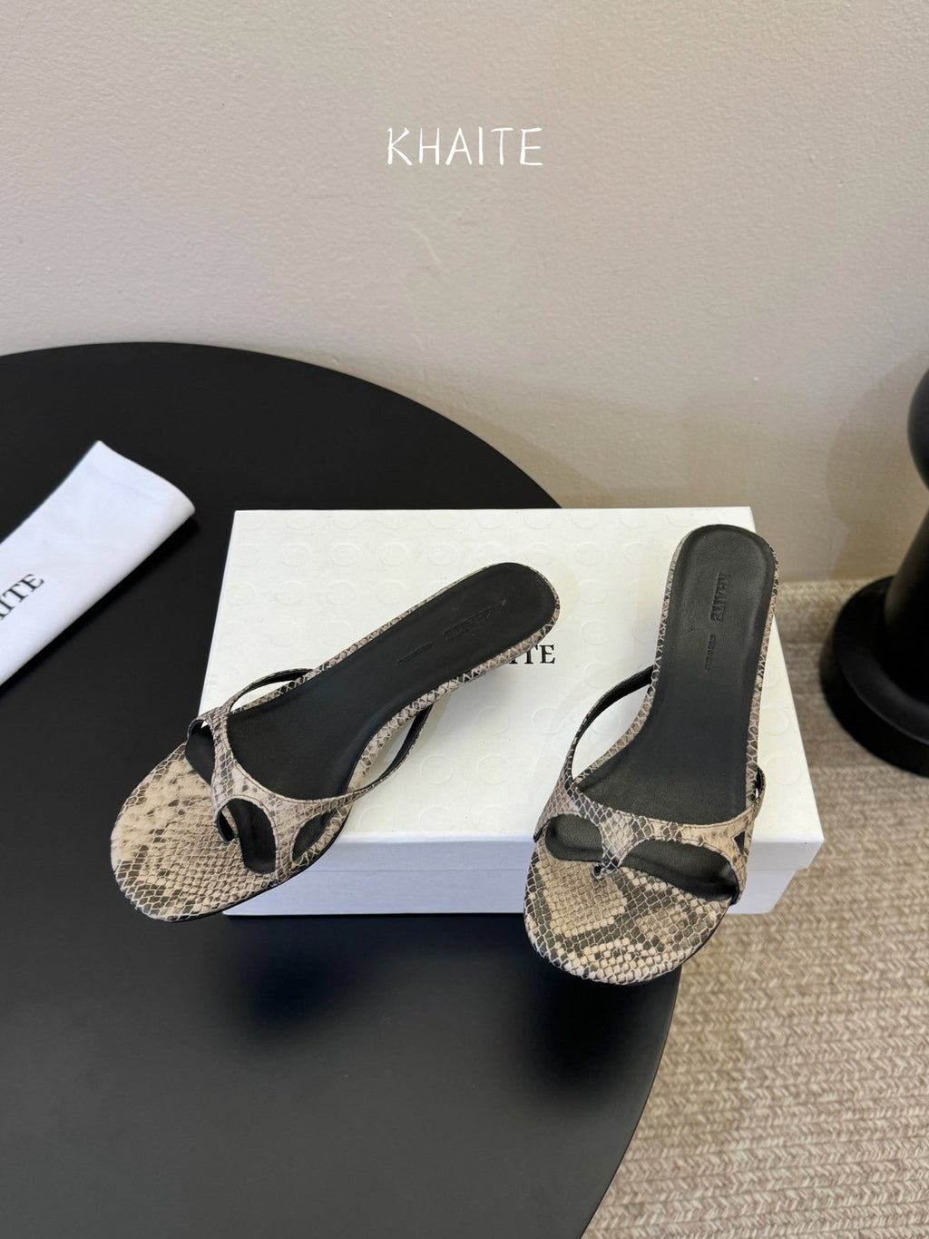 Khaite/26SS NEW Flat square toe mules flip-flop sandals and slippers