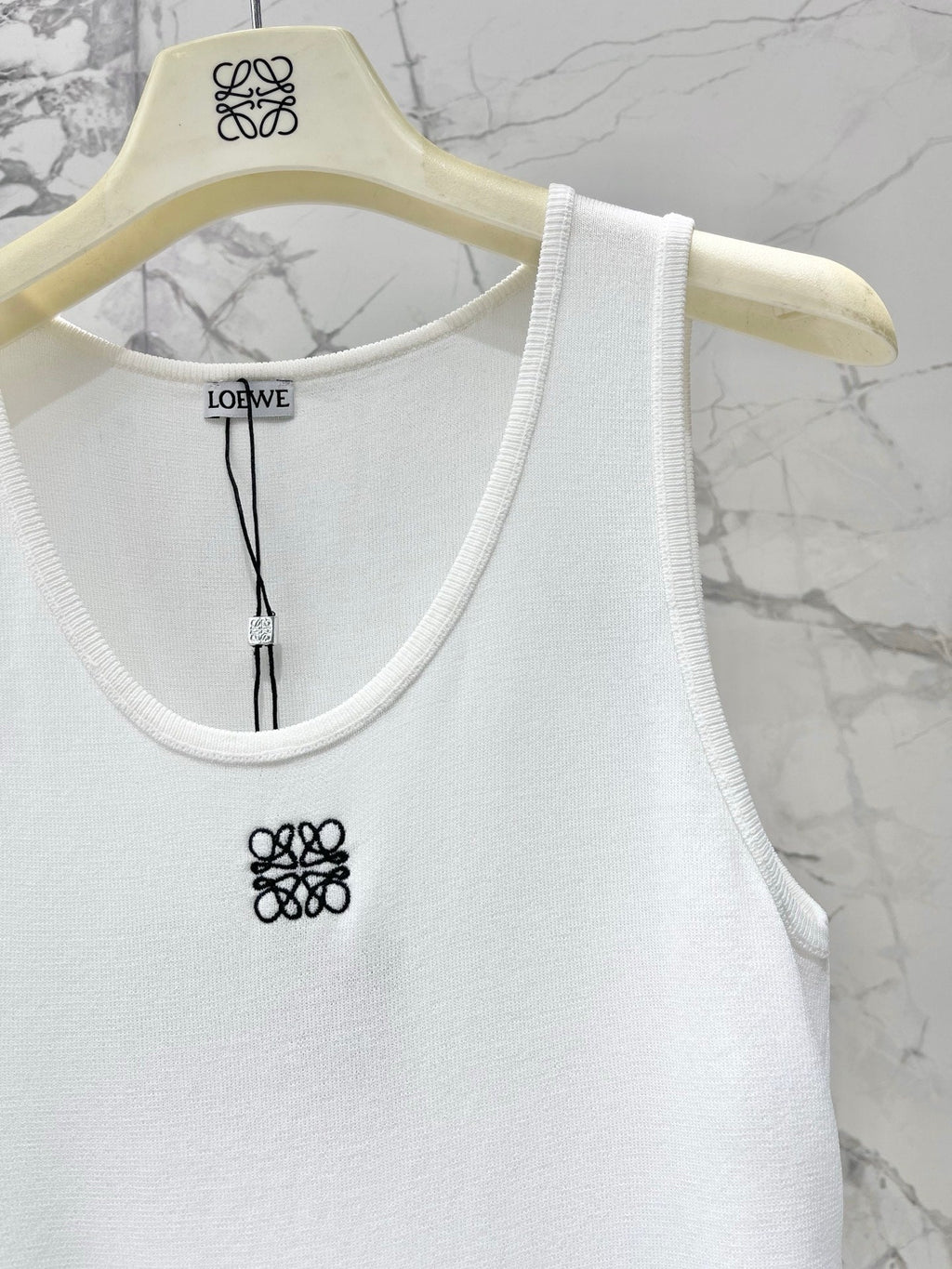 LOEWE/26SS NEW Embroidered knitted sleeveless vest