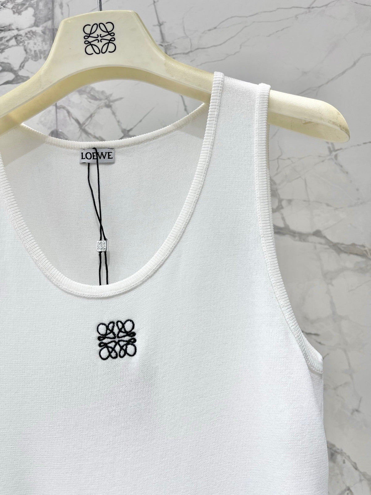 LOEWE/26SS NEW Embroidered knitted sleeveless vest