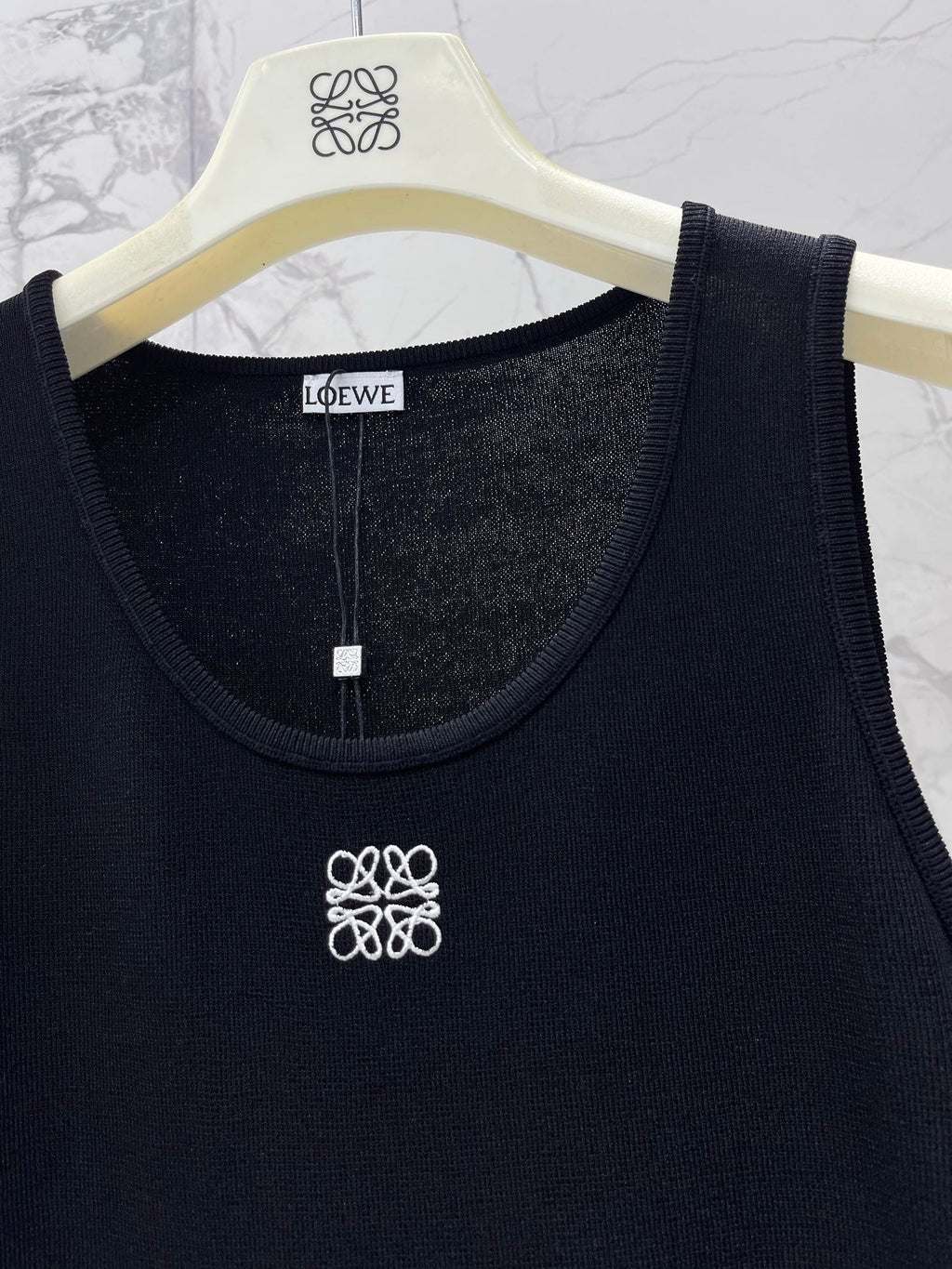 LOEWE/26SS NEW Embroidered knitted sleeveless vest