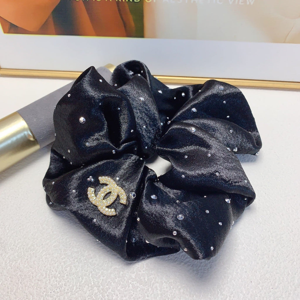 chanel/26SS NEW Gypsophila pearl logo rubber band hair tie